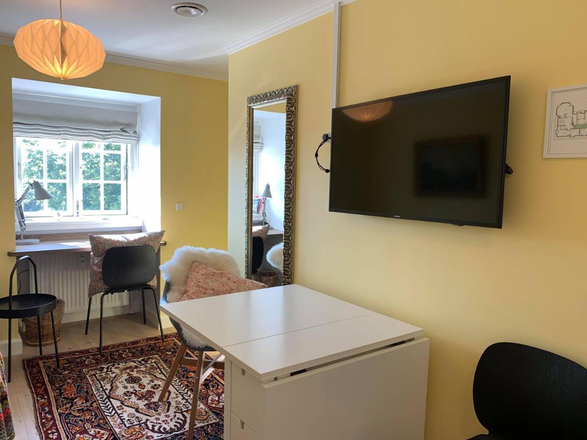 Glamsbjerghus Aparthotel Екстериор снимка